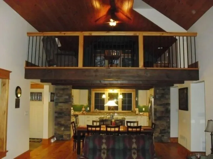 Whippoorwill Retreat At Raystown Lake Just Down The Road From James Creek - Image 1