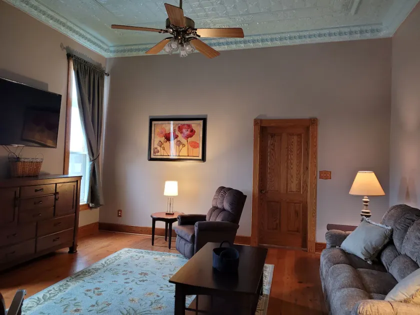 Haven Point is Spacious and Great for Families.  2nd floor apartment. - Image 1