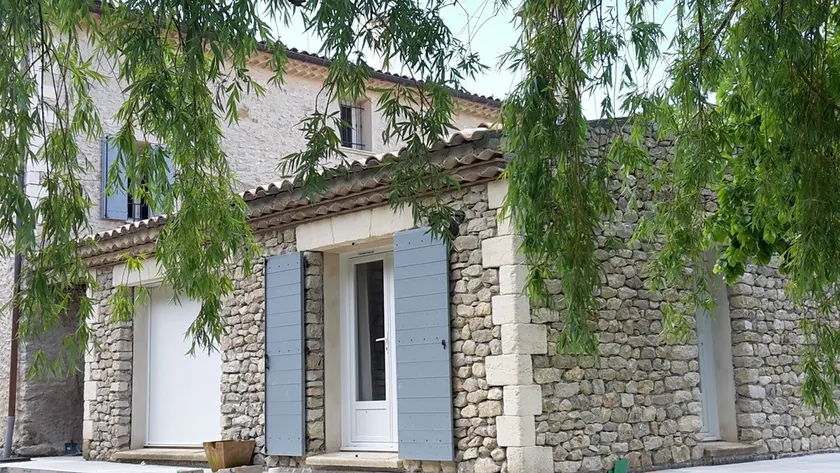 Temmelig sommerhus på landet på en bondegård i Provence - Image 1