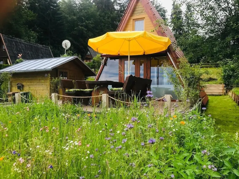 Vacation home with high terrace - Image 1
