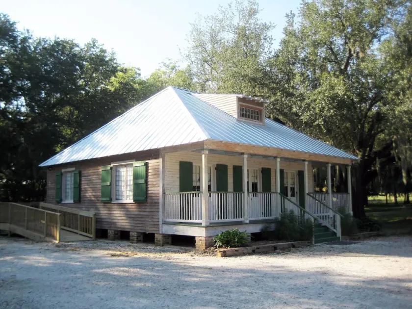 Marie Celeste Creole Country Cottage - Image 1