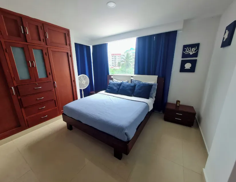 Comfortable apartment with pool near the beach - Image 1