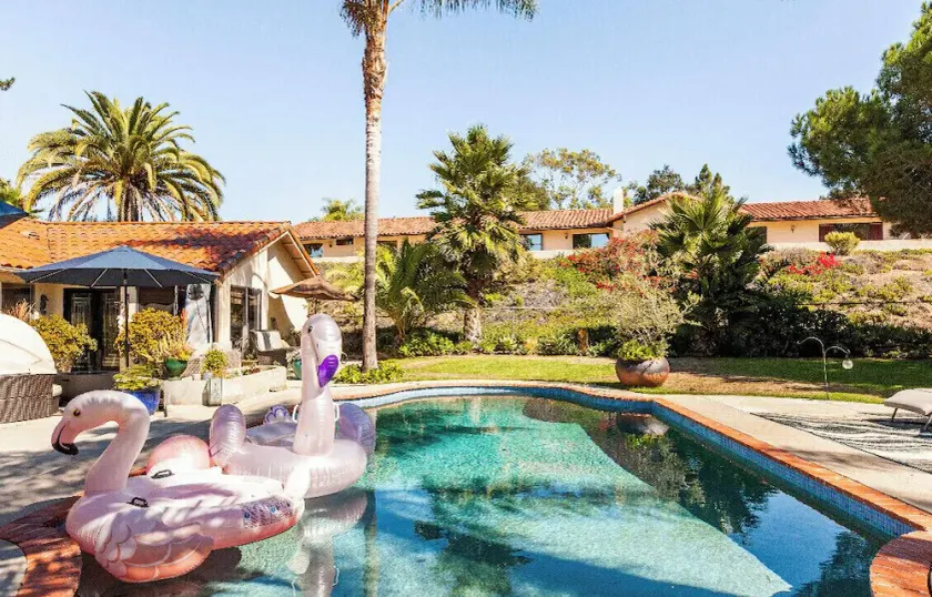 Luxury Coastal Retreat-PrivatePool, Spa & Yard-Dog-Friendly-5 Min to Beach - Image 1