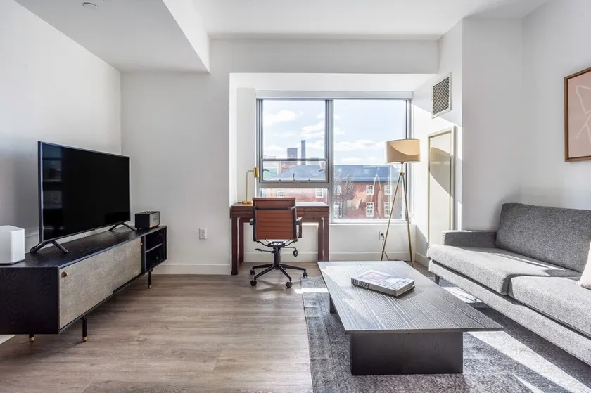 Central Square Penthouse near MIT Harvard Wi-Fi & GYM - Image 1