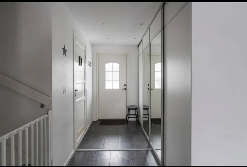 Fully Renovated 4BR Home with Modern Kitchen - Image 1