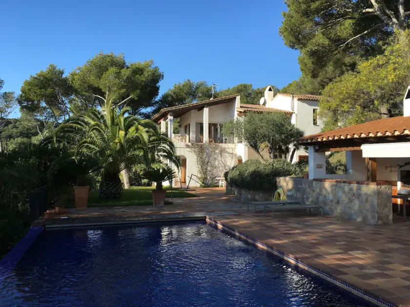 TAMARIU 24-Morgen-Privatbesitz mit Villa, Pool-Haus, Pool und Garten - Image 1