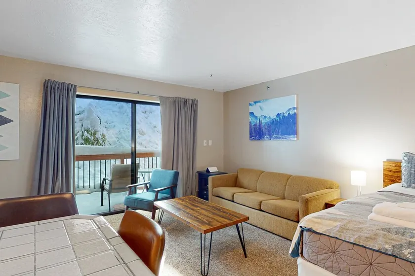 Wonderful studio with balcony - inside Yosemite National Park - Image 1