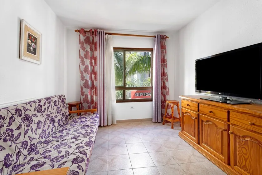 Vacation Home \"Emeterio\" close to the Beach with Wi-Fi - Image 1