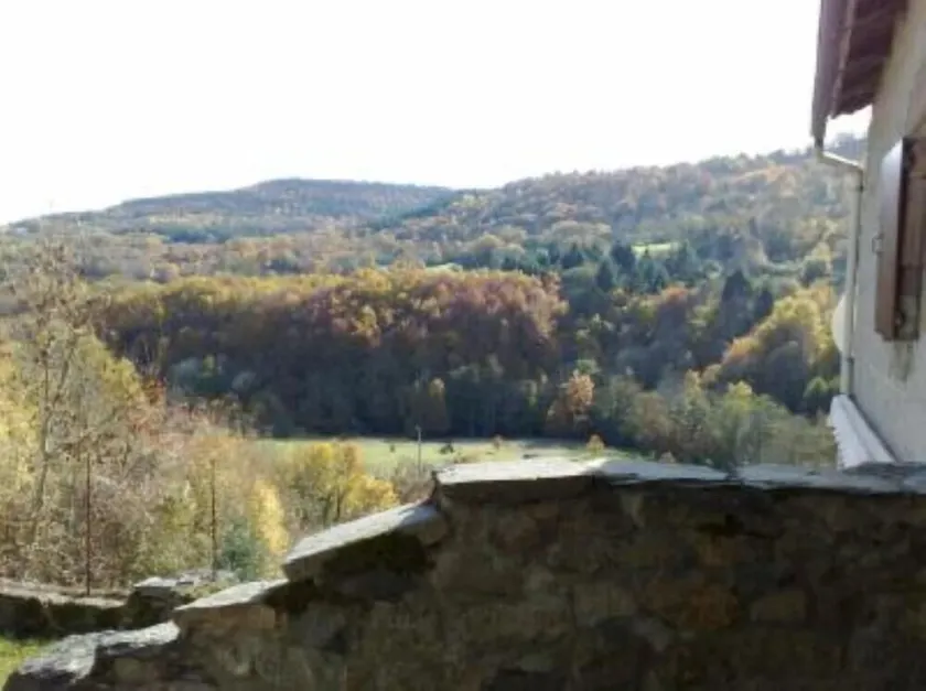 leisure residence in the heart of green valley - Image 1