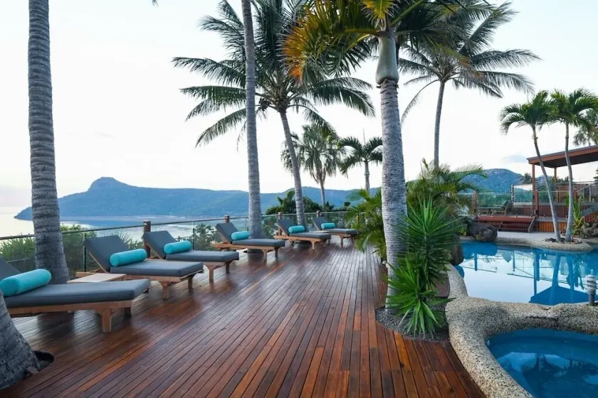 Villa Illalangi Hamilton Island - Image 1