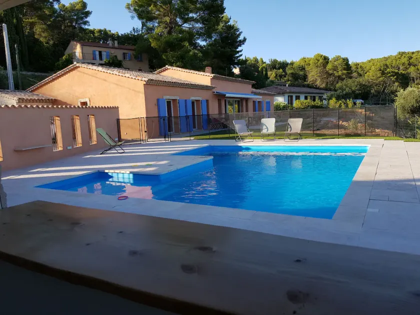 Villa Neuve 5 Étoiles, Piscine Chauffée, vue Magnifique - Image 1