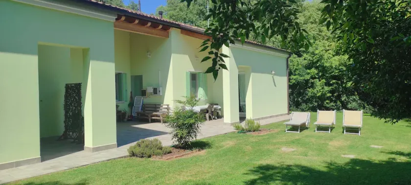 House in the wood - Image 1