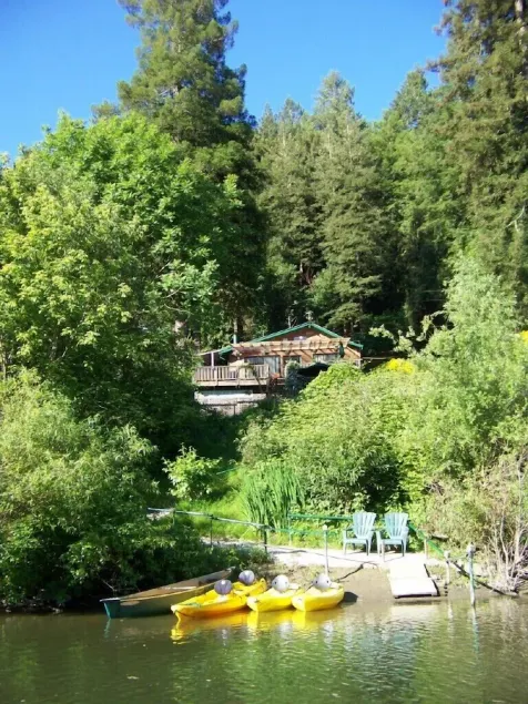 Wildwood Gardens Scenic Rustic Vacation Retreat on the River - Image 1