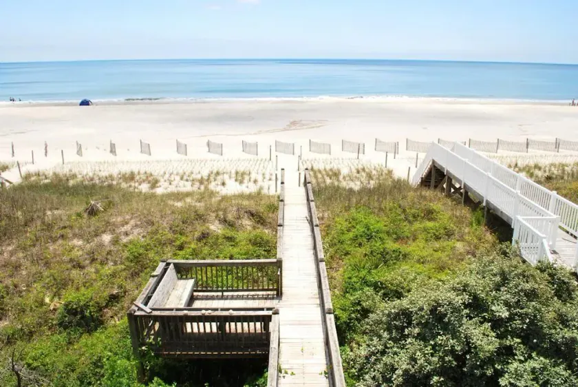 Our Sand Dune 5 Bedroom Home by RedAwning - Image 1