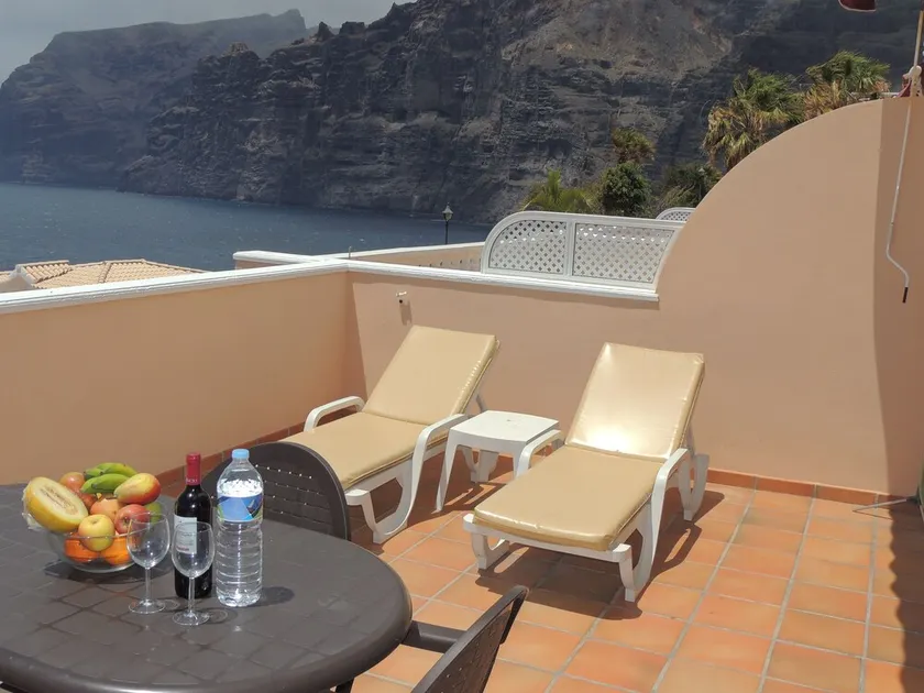 SUPERB Apartment mit spektakulärem CLIFF SUN Terrasse und Meerblick Prahlerei. - Image 1