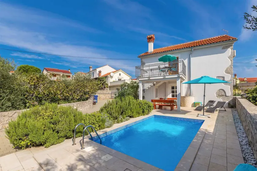 Casa de férias maravilhosa e aconchegada  com piscina privada em Kornić, Island Krk, Croatia para 8 pessoas - Image 1