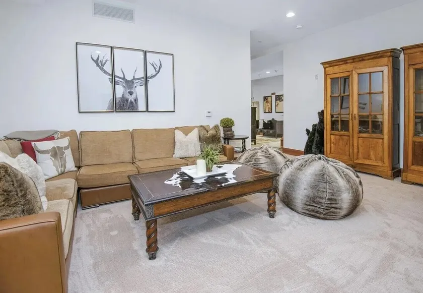Hummingbird Lodge A101 — True Ski-In/Ski-Out • Best Ski Access in Bachelor Gulch - Image 1
