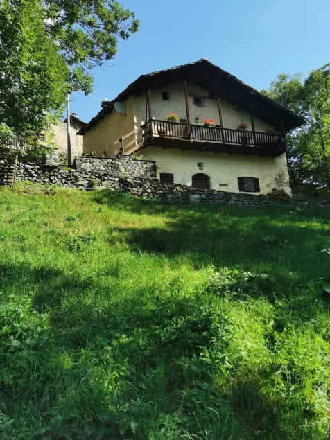 CHALET IN THE UPPER MAIRA VALLEY – ACCEGLIO - Image 1