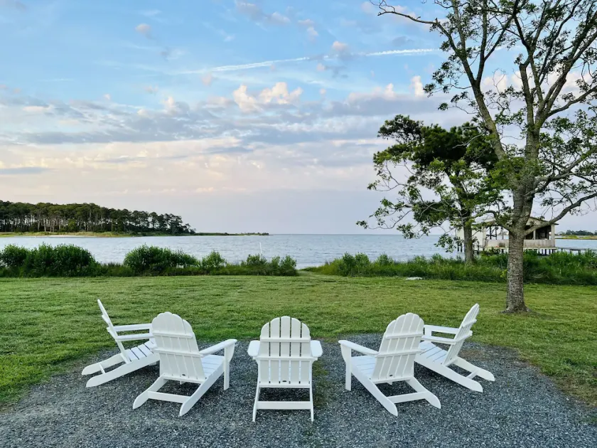 5 star Bayfront with 4 BR and 2 full bathrooms - room for multiple families - Image 1