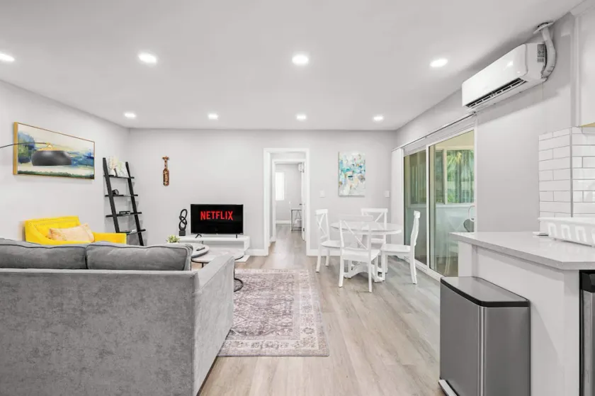 Modern Family Getaway With Spacious Living Areas - Image 1