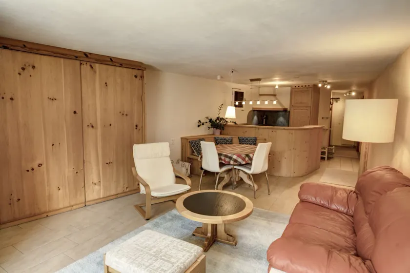 1-room flat with garden view on the 3rd floor - Image 1