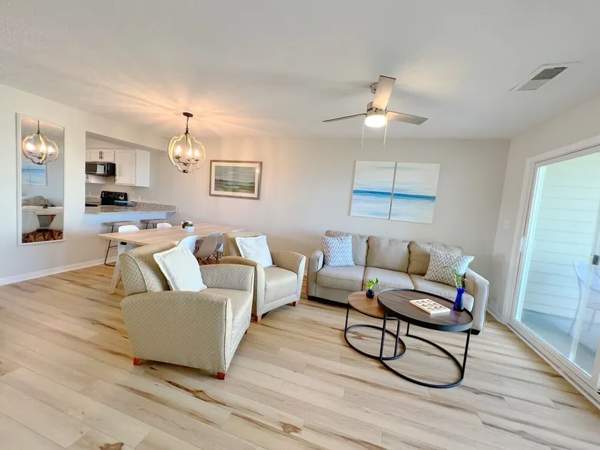 BEACHFRONT:3 BR, 2 Full BA, Renovated, Beach Access , BBQ, Pool, Sleeps 9 - Image 1