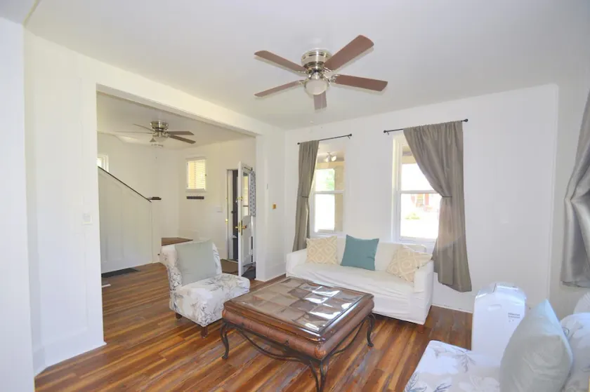 Broadway Cottage - Convenient Location! - Image 1