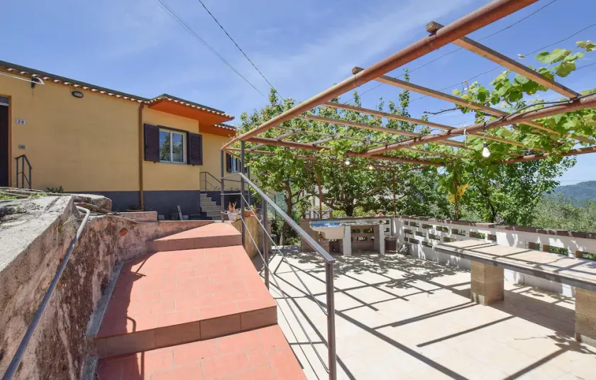 Awesome Home In Sinagra With Wifi - Image 1