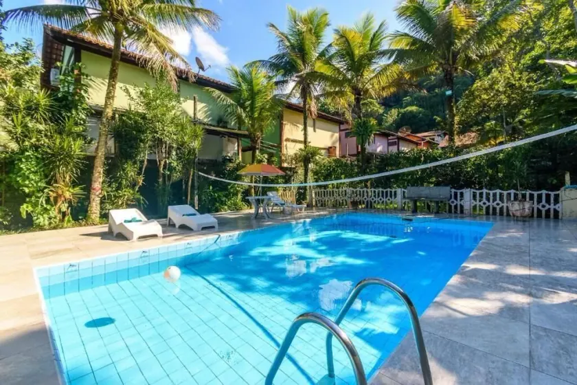 House at Maresias Beach - Image 1
