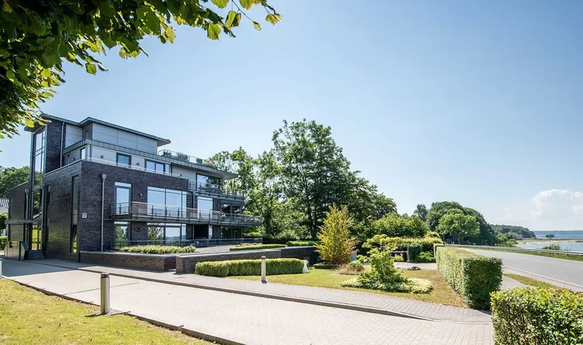 Exclusive apartment with water view - Apartment Meierwik - Image 1