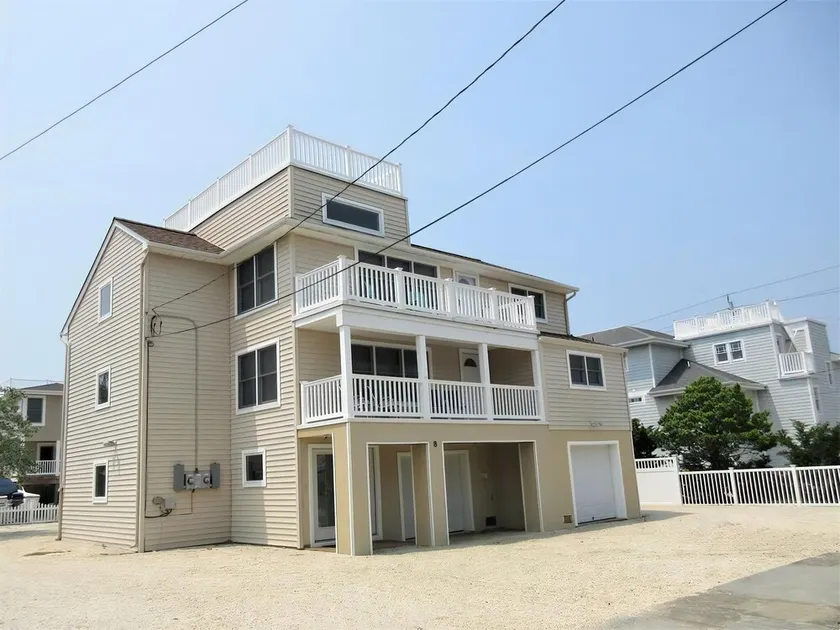 Immaculate 2nd floor duplex in Brant Beach located just 3 homes from the beach. - Image 1