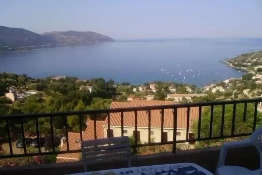 Apt hat Tiuccia helle, schöne Aussicht auf Berge und Meer, Ruhe Rest - Image 1