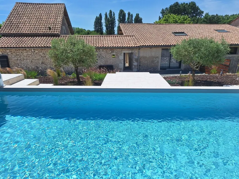 Dolce Vitae Gîtes – Privézwembad, spa en biljart - Image 1