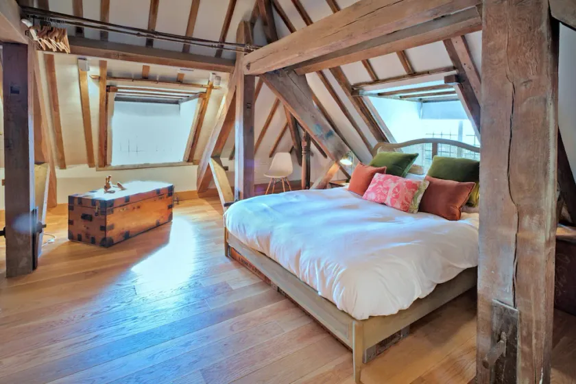 Finest Retreats - The Loft at Brackley Town Hall - Image 1