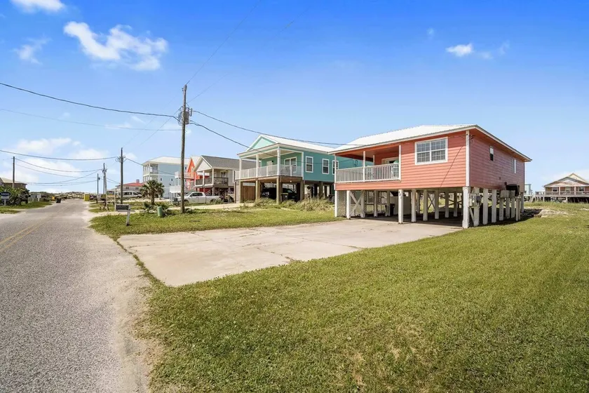 Coral Breeze by ALBVR - Pet Friendly 3BR, 2BA Beach House - Just Steps to the Beach - Image 1