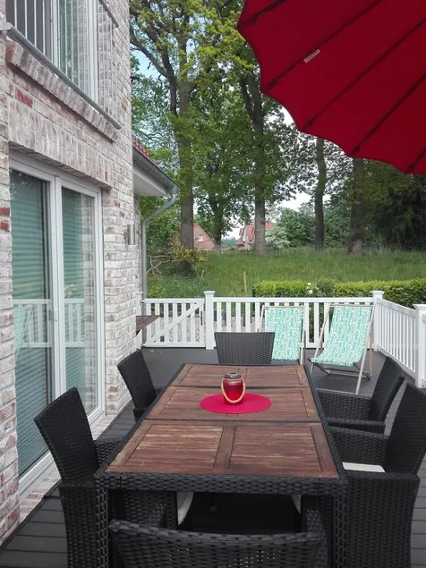 Large luxury vacation home on the Tannenhausen bathing lake with private beach - Image 1