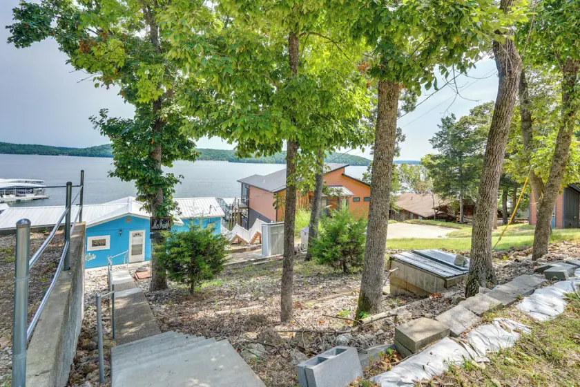 Pet-friendly Lake of the Ozarks Gem! - Image 1