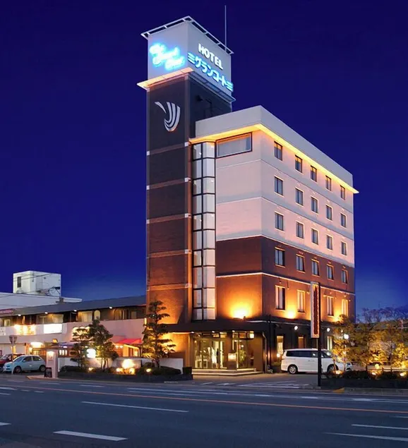 Hotel THE Grandcourt Matsusaka - Image 1