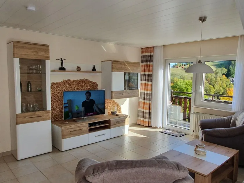 Ideale per famiglie e coppie: Appartamento 5 (2-5 pers.), 2 camere, balcone, Wi-Fi, sauna, ricarica auto elettrica - Image 1