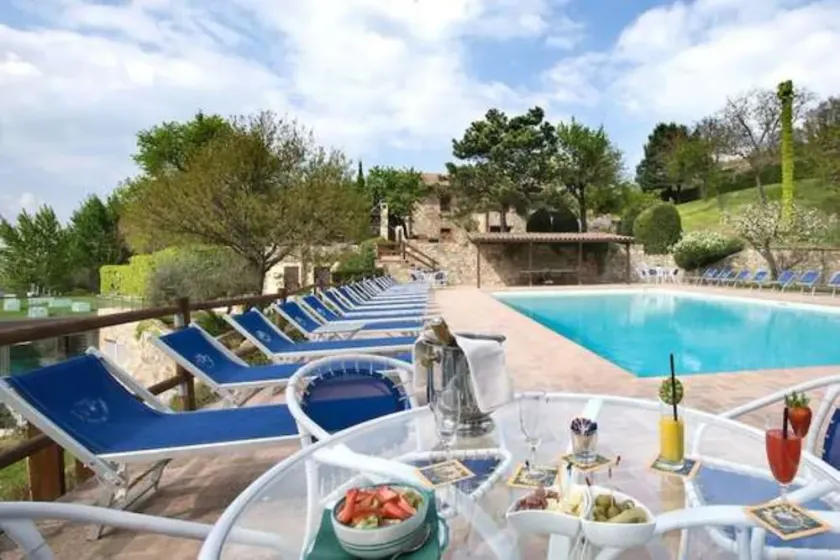 TENUTA IL BORGO 39, Splendido Casale con piscina privata e parcheggio - Image 1
