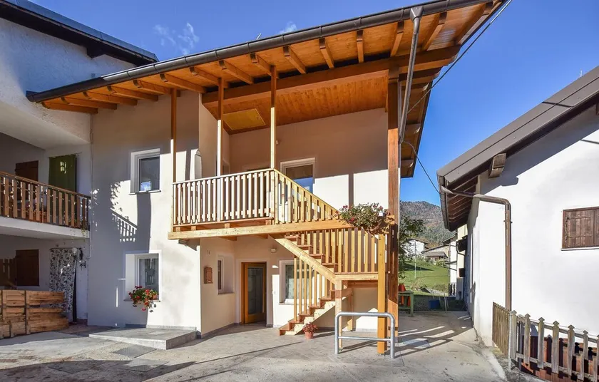 Wunderschönes Haus mit 2 Schlafzimmern in Lamon - Image 1