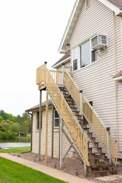 Sharps Point Home - Image 1