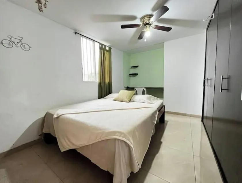 Beautiful, spacious and complete apartment - Image 1