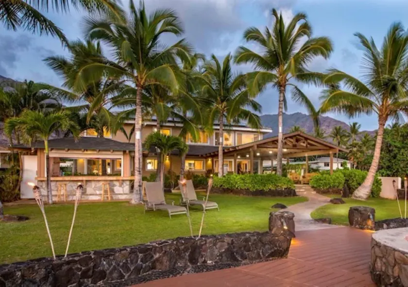The Turtle House, a 5 Bedroom Oceanfront Villa!!! - Image 1