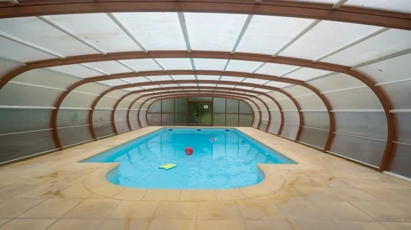 ZEcamping 2 étoiles piscine couverte dog friendly jacuzzi locatif BBQ 27m2 - Image 1