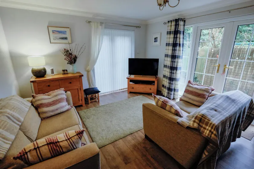 Beach Ground Floor Flat, Edinburgh, Golf Coast & Festival Sleeps 4, - Image 1