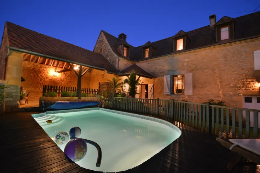 Privat pool, Gite-En-Perigord-Dordogne SARLAT - Image 1