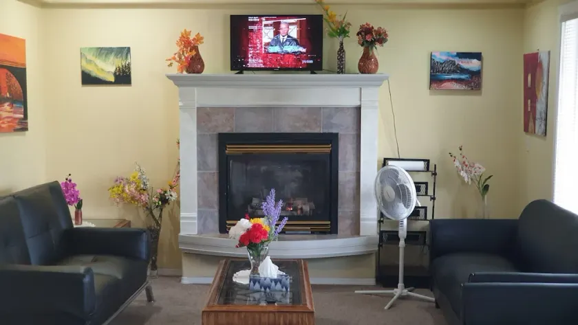Legal Modern Secondary Suite – Your ideal vacation home in SW Calgary AB✨ - Image 1