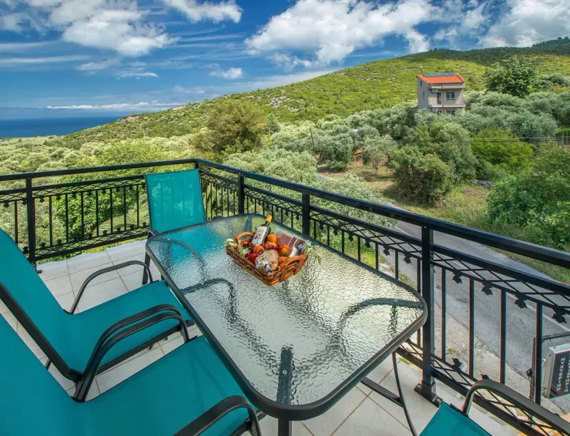 Unique apartment with spectacular sea view. - Image 1