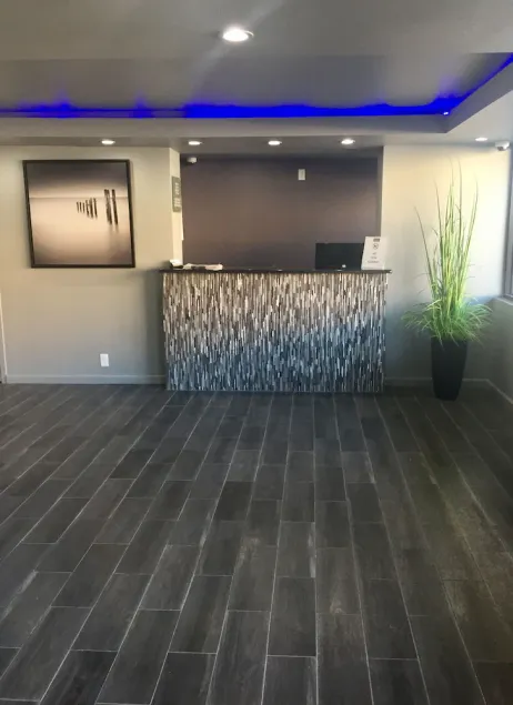 Super Stay Inn - Image 1